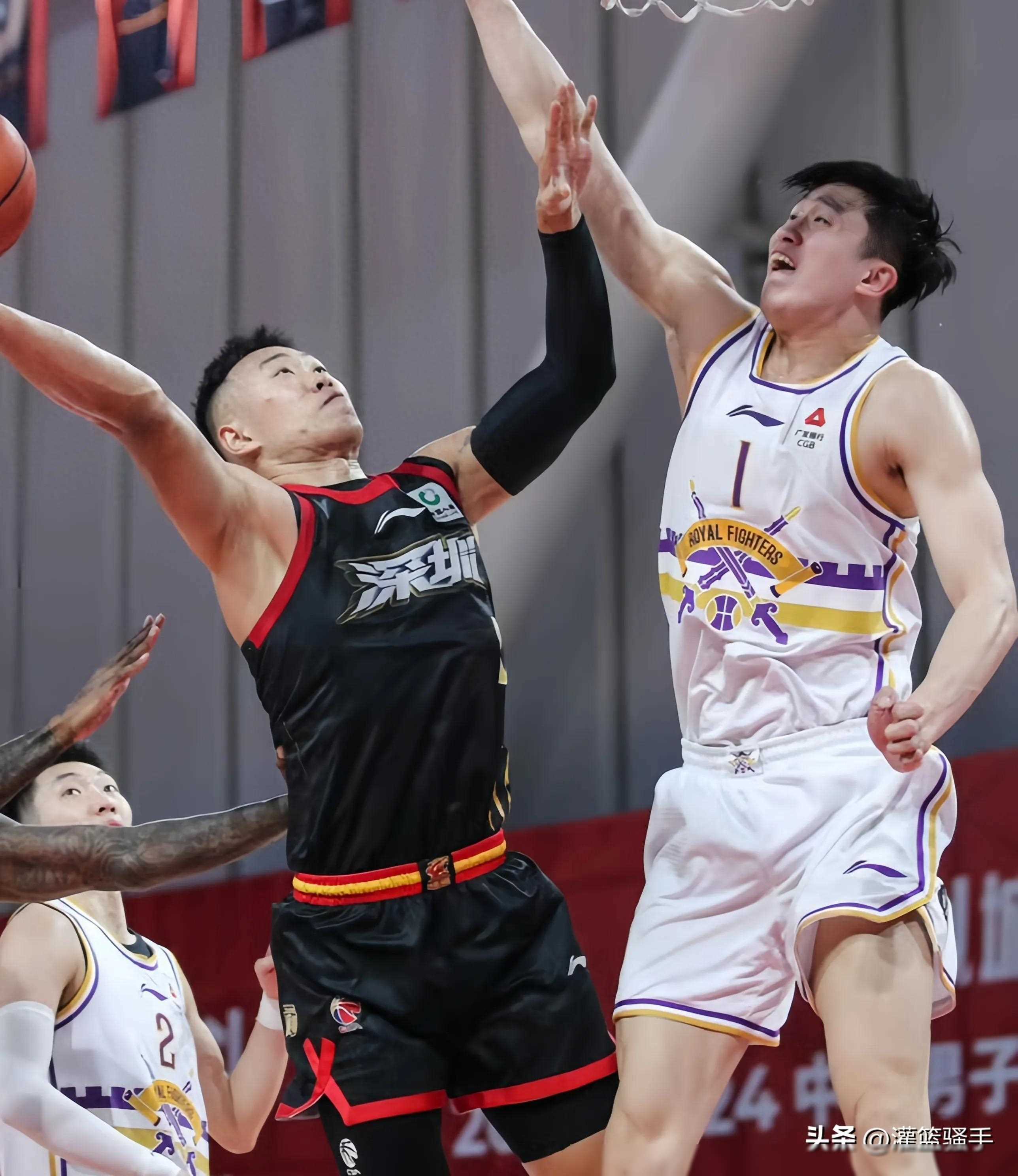 加时末段广厦男篮调整名单以备CBA季后赛今夜毕尔巴鄂竞技调整名单以备英超，连对手都承认：拉齐奥围绕英超遗憾出局的简单介绍